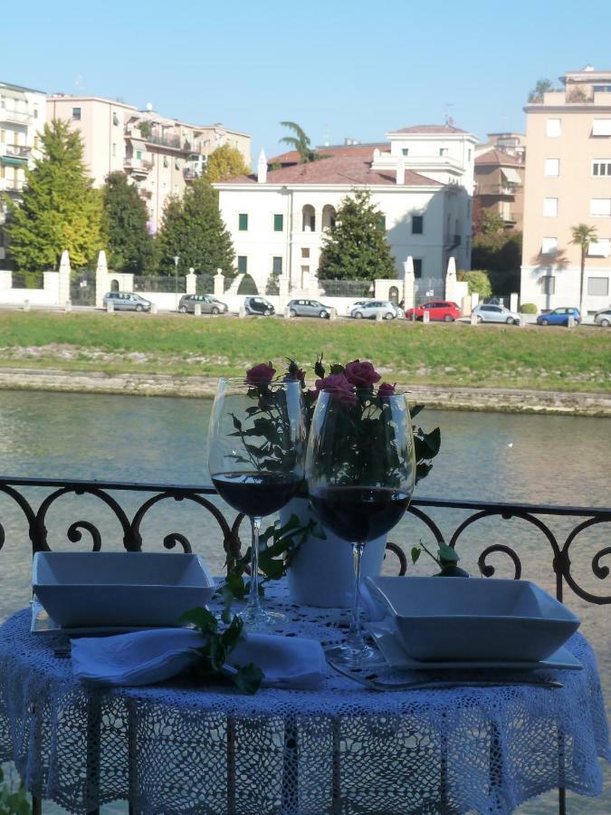 Ferienwohnung Casa Archi - Balcone Sul Fiume Verona Exterior foto